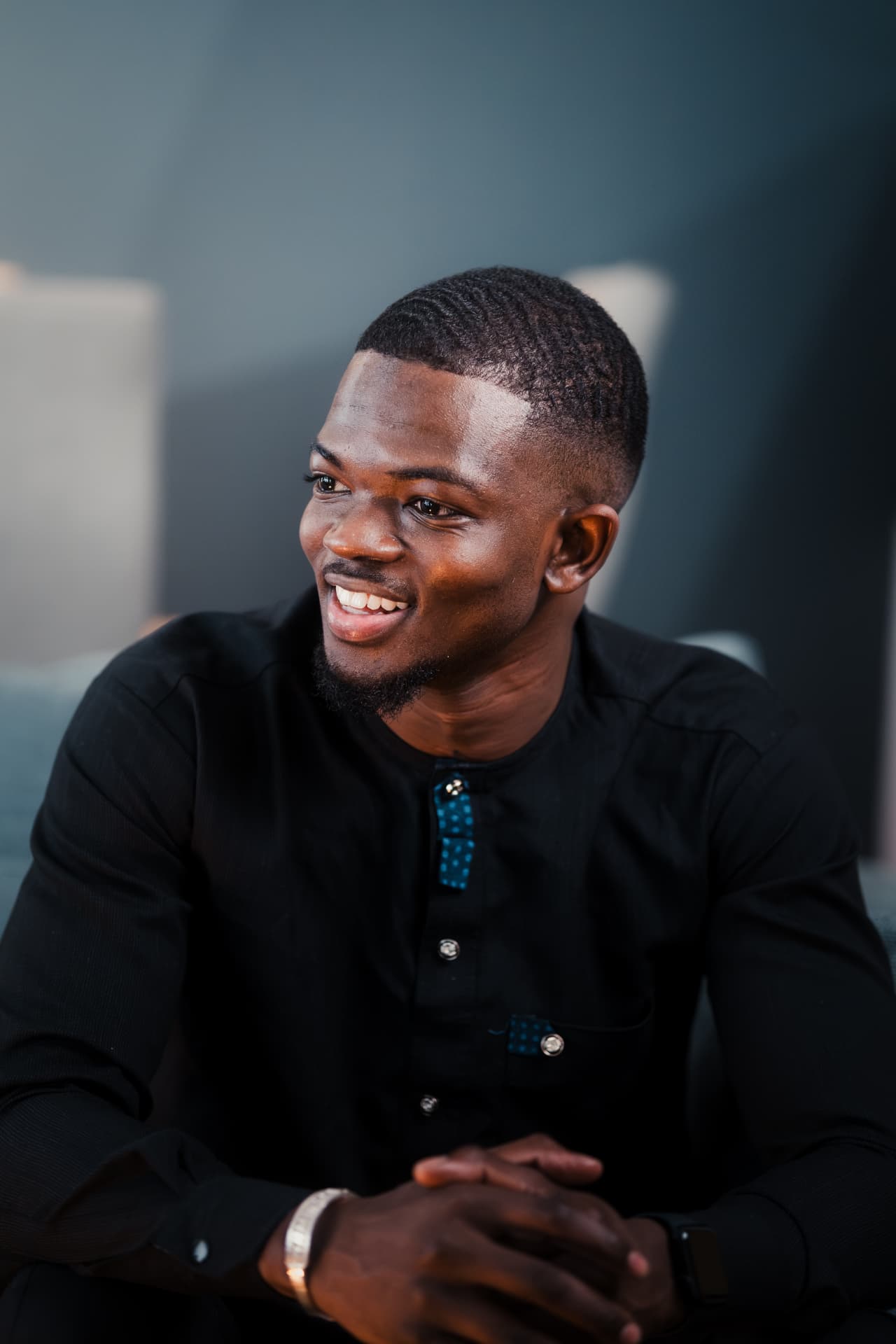 Portrait de Sambou, cofondateur de Mansa Système